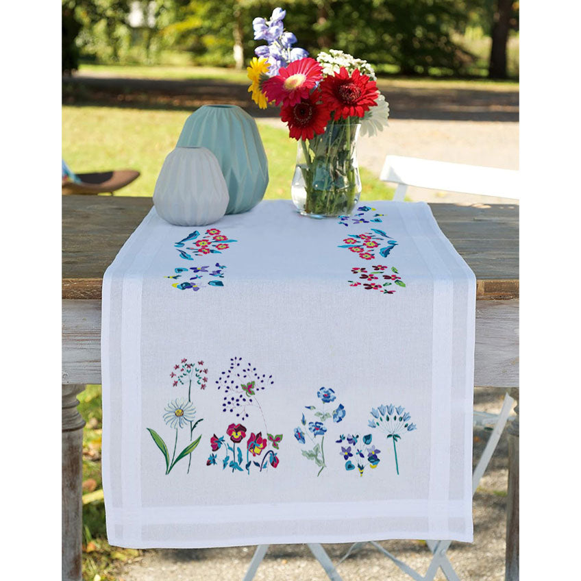 מפת ראנר ״הגן הקסום״ - ערכת רקמה מסורתית 40X100 ס״מ 609.9099