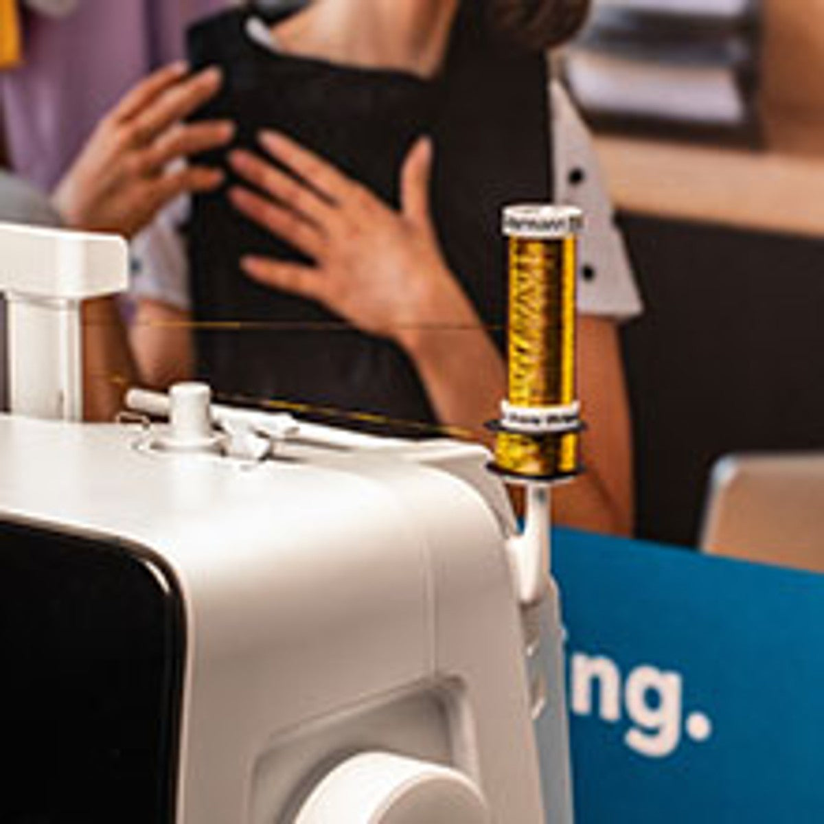 מחט לחוטי לורקס (מטלי) מס׳ 75/90 שמץ׳