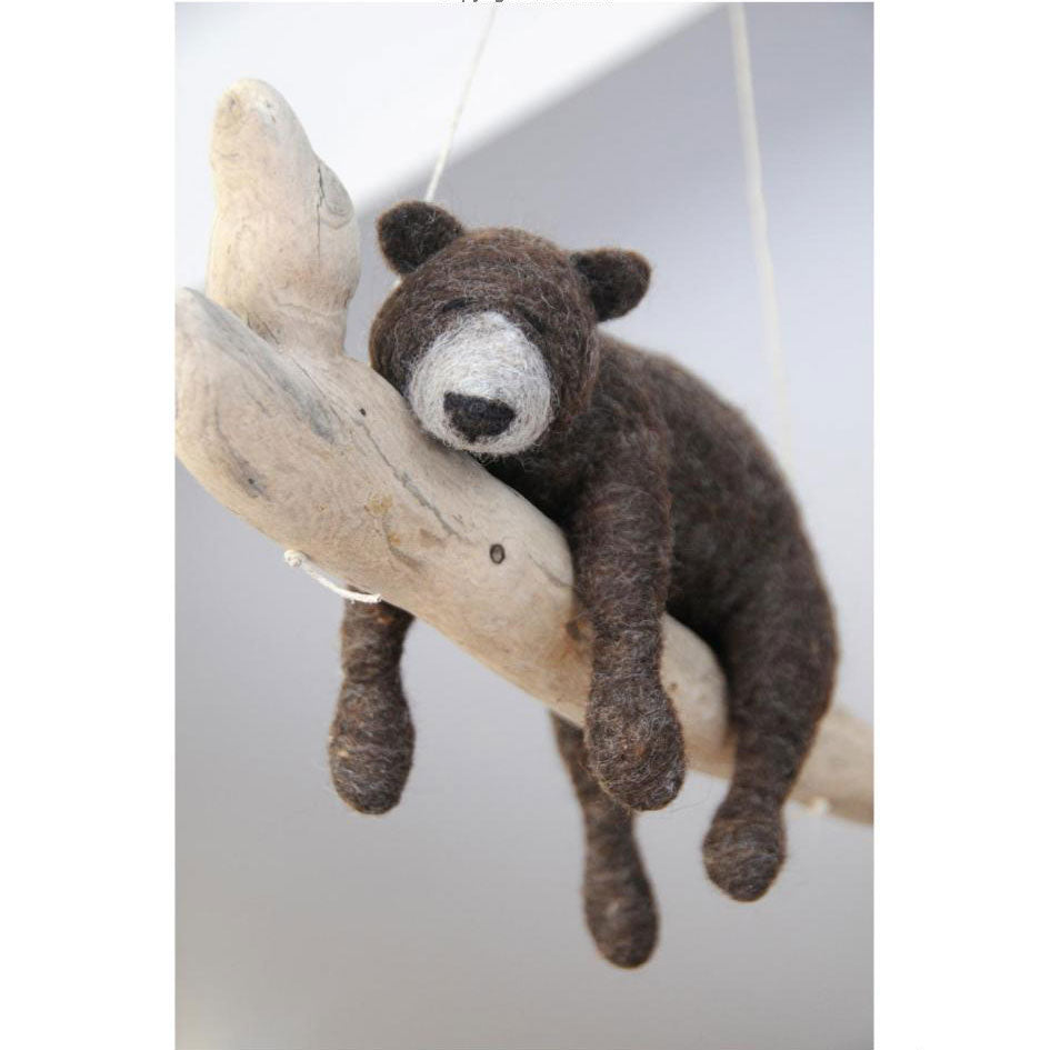 מחט ליבוד עם ידית מעץ