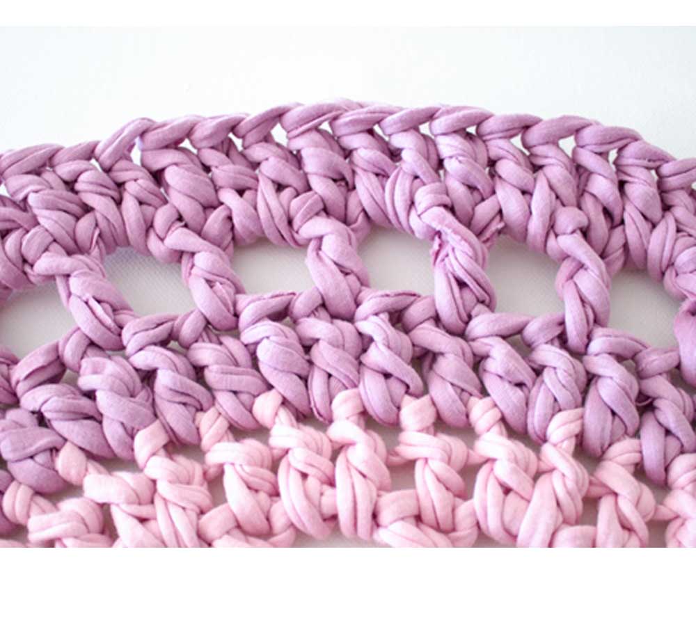 שטיח עגול מחוטי טריקו