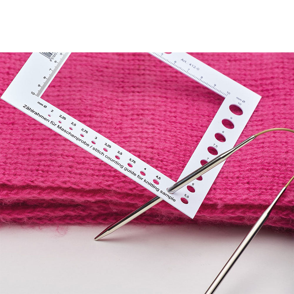 סרגל חישוב עיניים בסריגה ומודד מסרגות