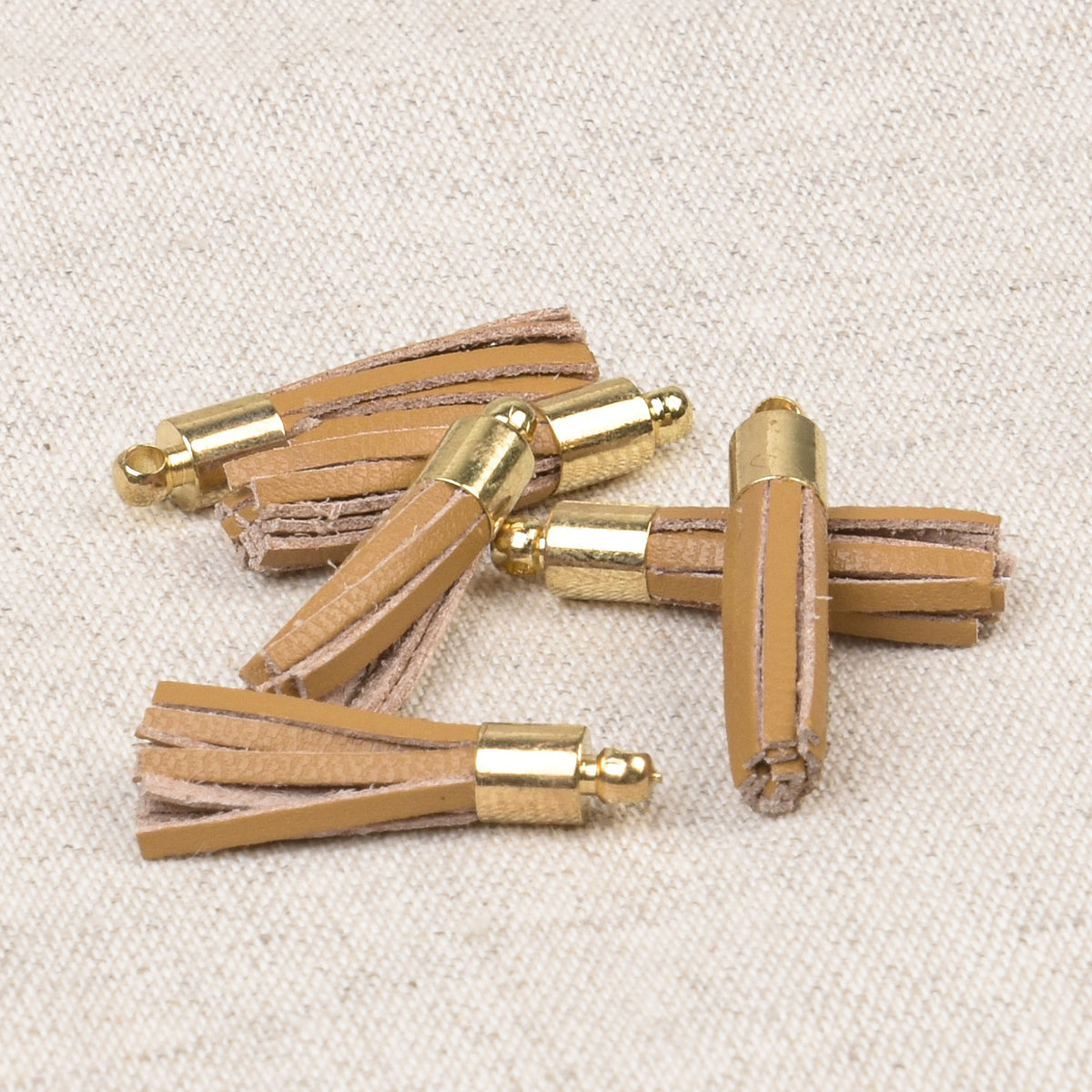 גדילים מיני דמוי עור, אורך כ-2.5 ס"מ