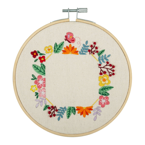 ערכת רקמה עם חישוק – מסגרת פרחונית לתמונה