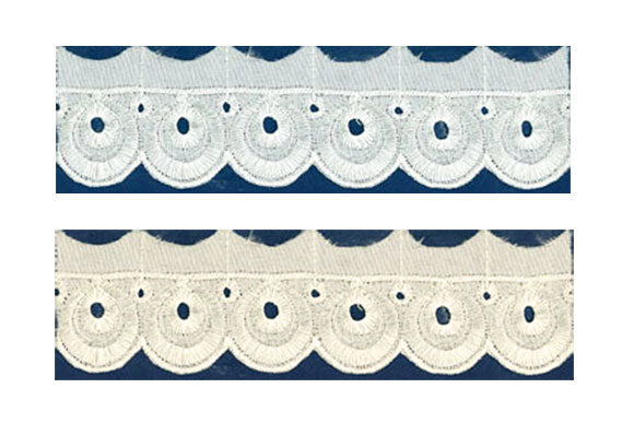 תחרת בטיסט צבע לבן/קרם