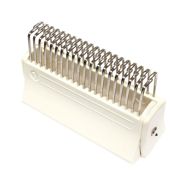 מכשיר להעברת עיניים במכונת סריגה ku-1